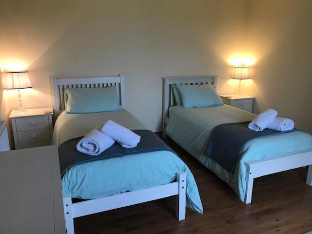Harsgeir View Holiday Cottage -Wifi Go Green Breaclete Exterior photo